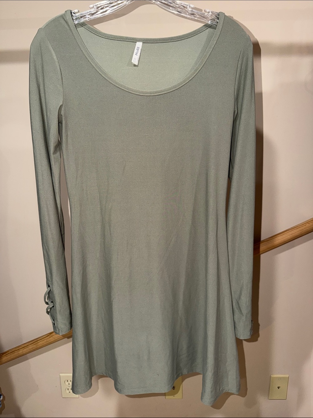 Mudd Sage Green Long Sleeve Scoop Neck Dress